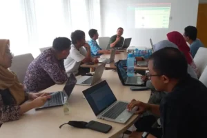 Koordinasi Awal dan Peluncuran Aplikasi SIMLOGKES (Sistem Informasi Logistik Kesehatan)